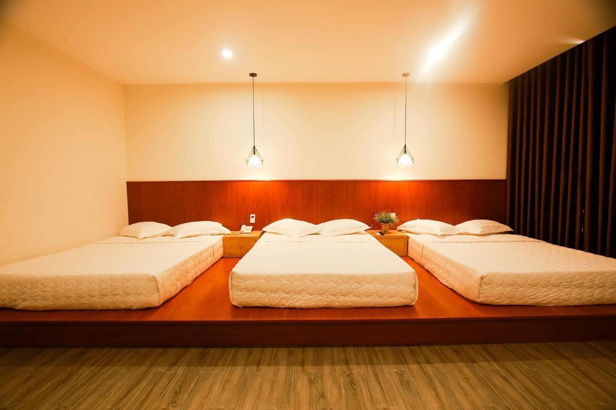 Hoang Bach Hotel 头顿 外观 照片