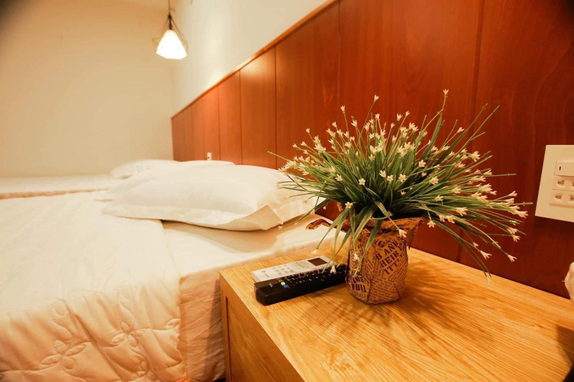 Hoang Bach Hotel 头顿 外观 照片